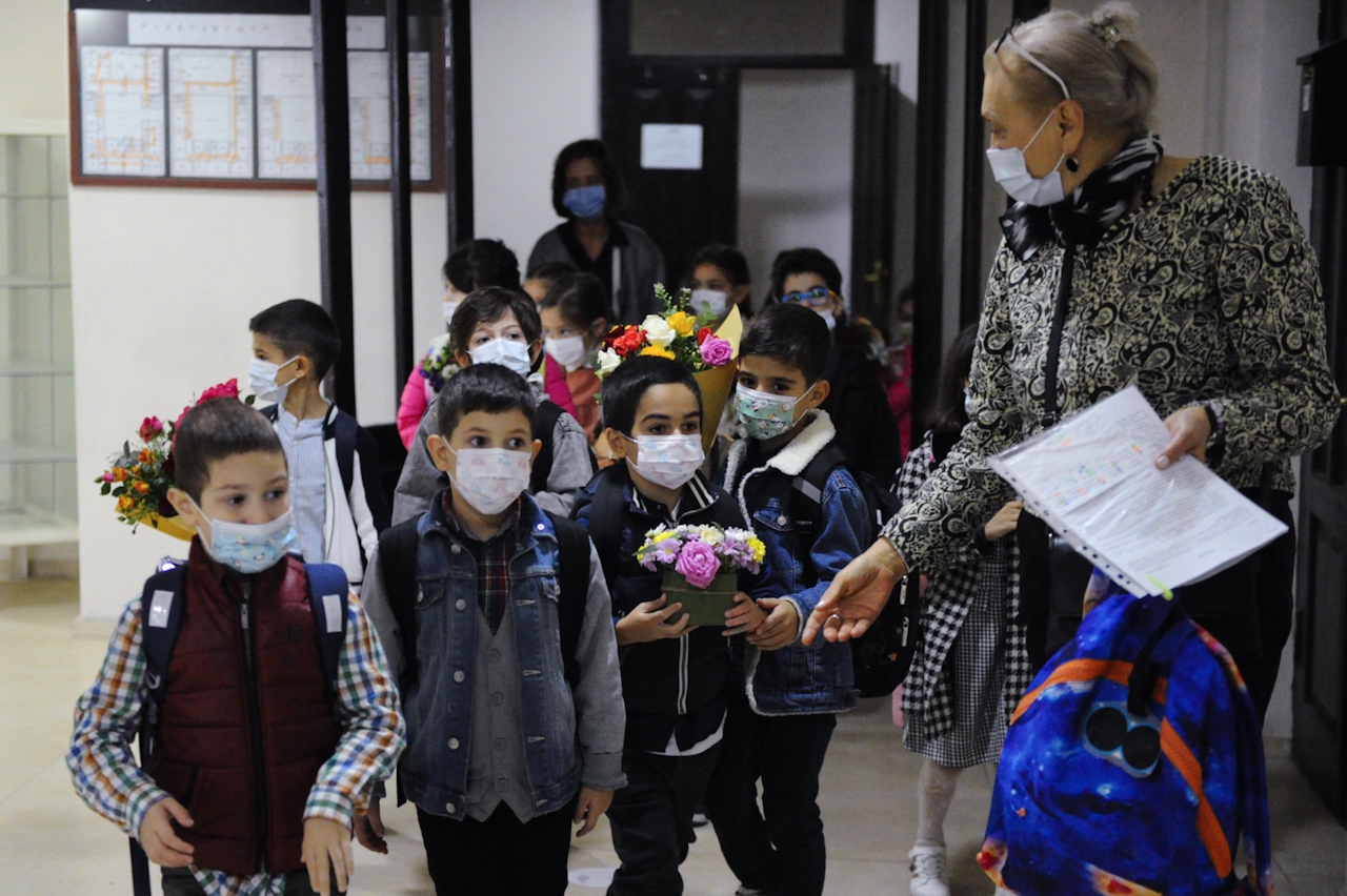 სკოლა განათლება სწავლა ახალი თაობა