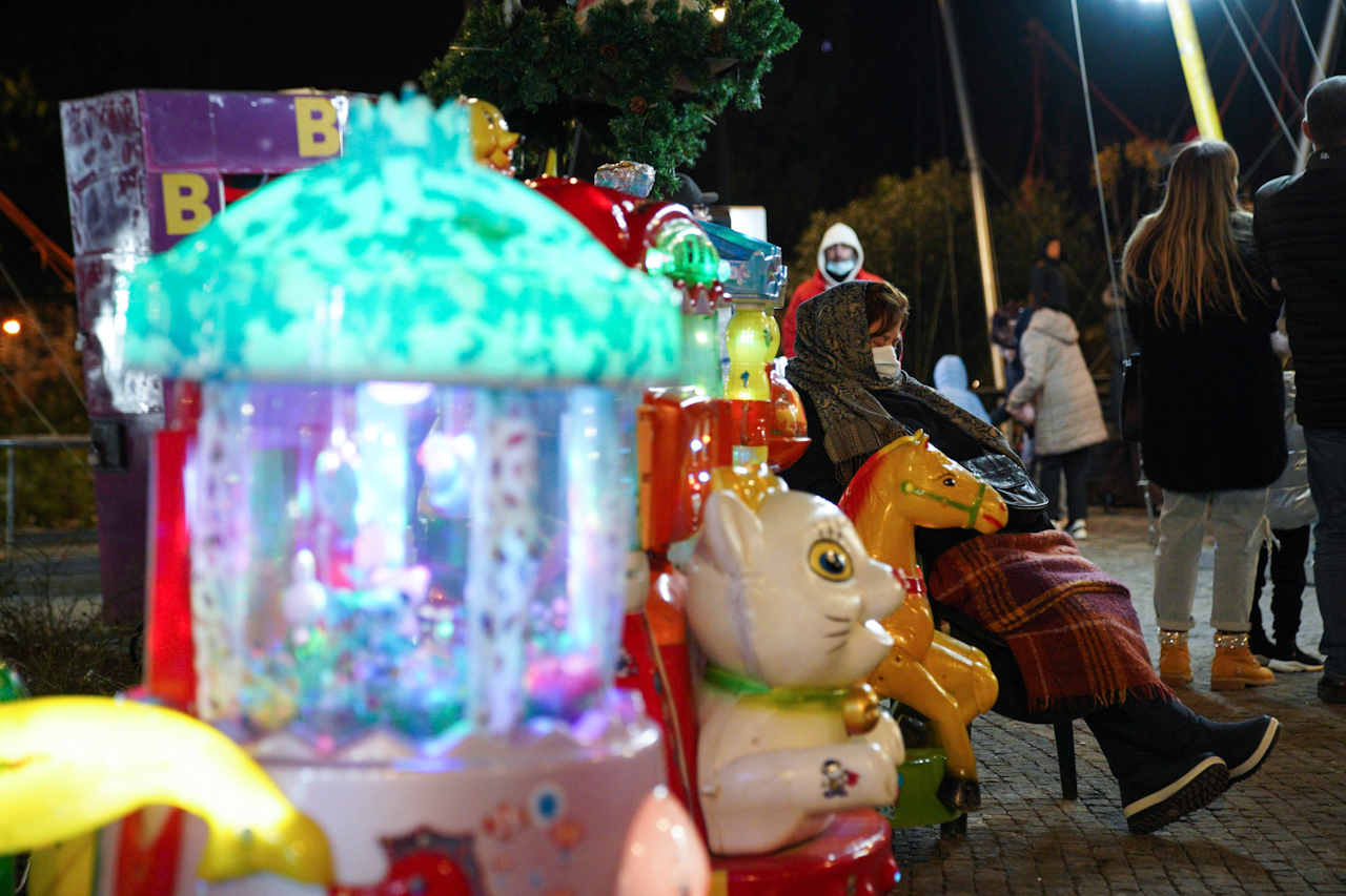 ბაზრობა შობა საშობაო ბაზრობა ახალი წელი 2022