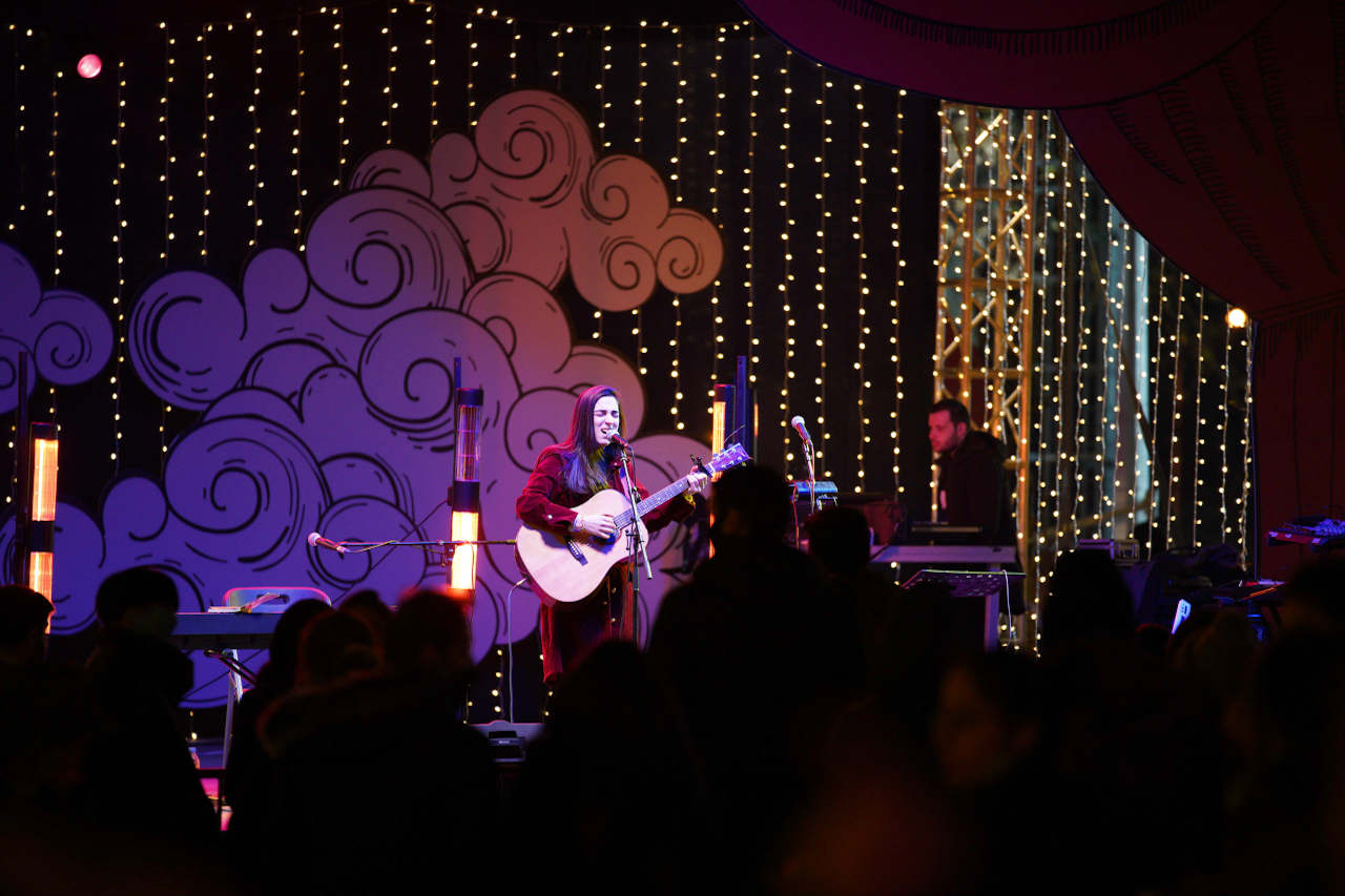 ბაზრობა შობა საშობაო ბაზრობა ახალი წელი 2022