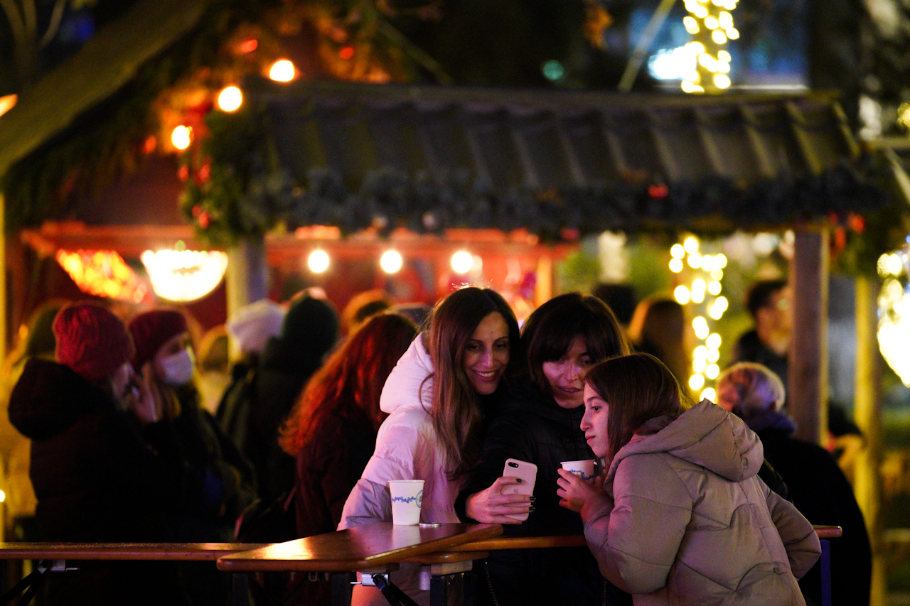 ბაზრობა შობა საშობაო ბაზრობა ახალი წელი 2022